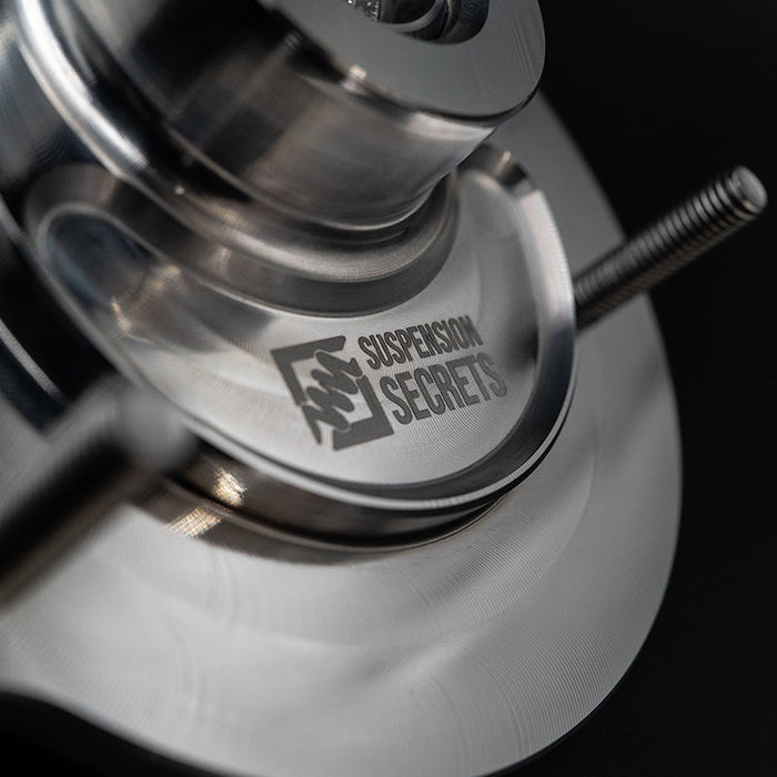 Suspension Secrets Porsche Cayman GTS front top mount